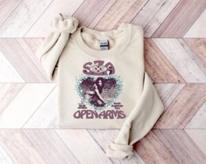 sza-open-arms-sweatshirt-1